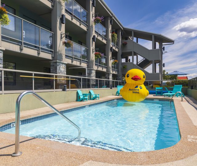 Accent Inns Kamloops Pool