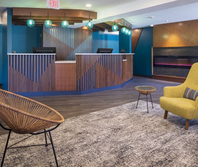 Accent Inns Vancouver Airport Lobby