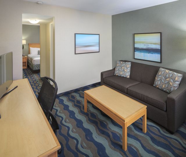 Junior Suite - Living Room